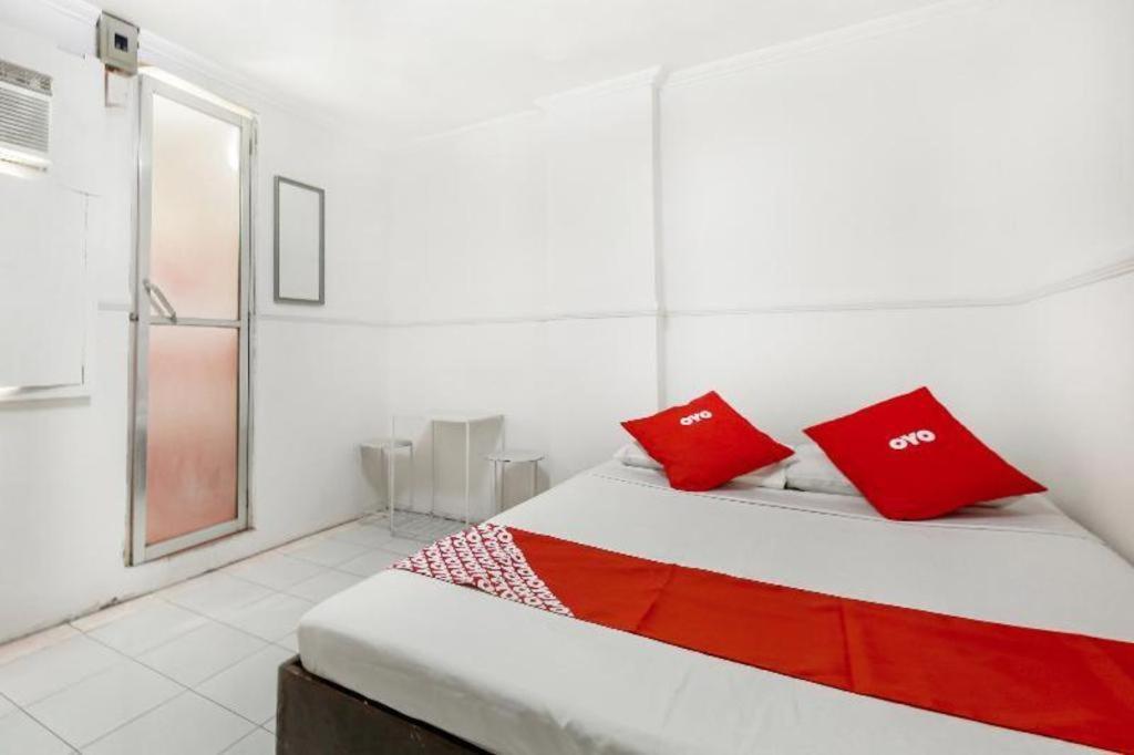โอโย 842 ซิตี้ สไมล์ อพาร์เทลล์  Hotel San Juan  ภายนอก รูปภาพ